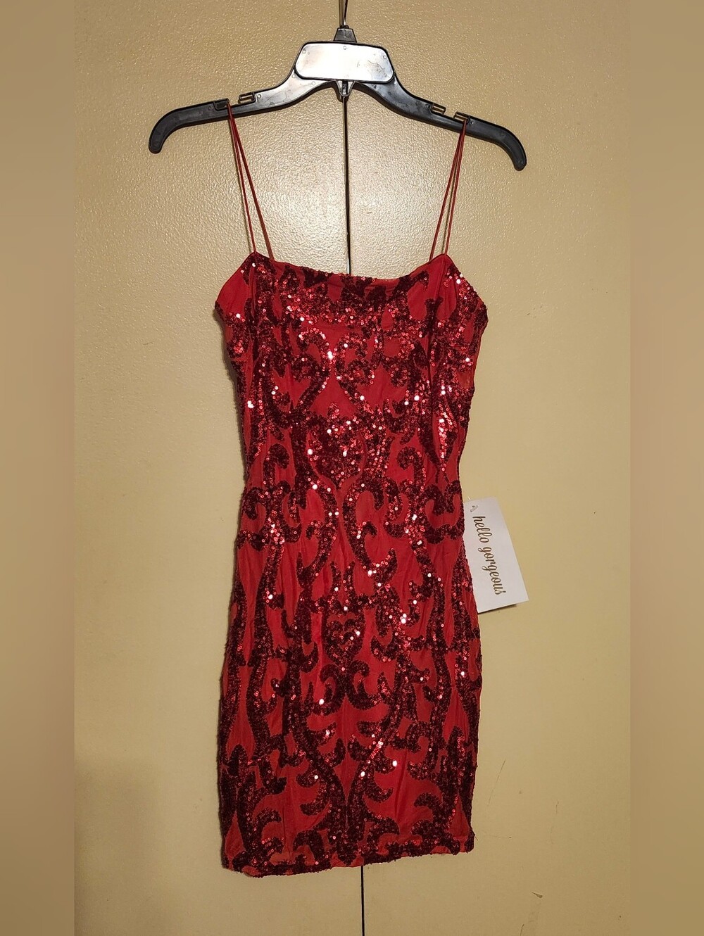 Nwt Hello Gorgeous "lovely day" bodycon dress size medium